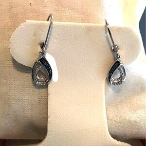 STERLING SILVER EARRINGS  timeless piece to your wardrobe